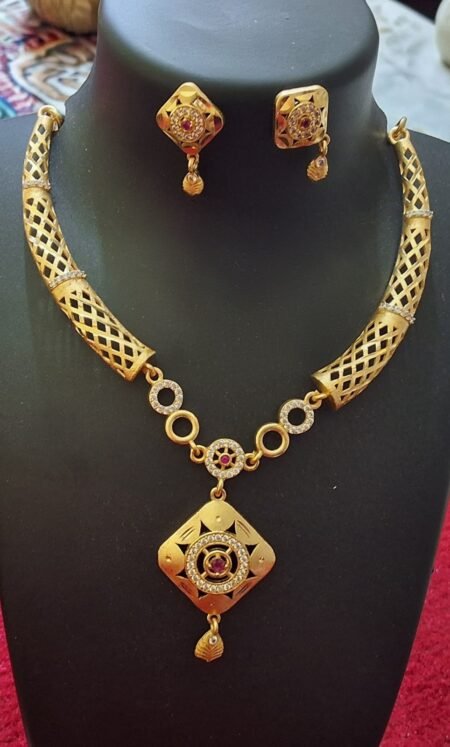 Elegant Gold Plated Geometric Pendant Necklace Set with Earrings